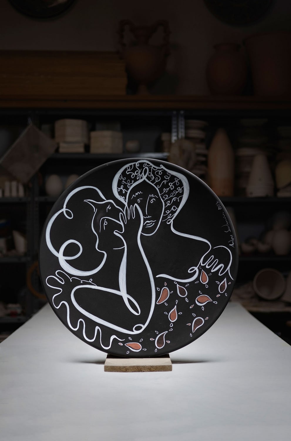 Andrea Santamarina Rossana Orlandi Mint Ceramics Hand painted ceramic Cerámica de san ginés Talavera de la Reina Lucas Amillano